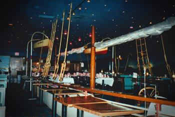 Kowloon - Ship room